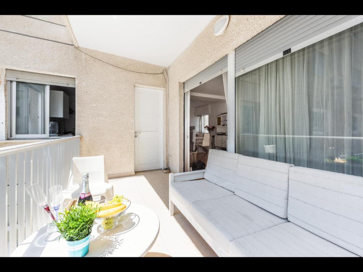 Апартаменты Myria Court Лимасол Экстерьер фото