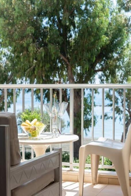 Апартаменты Myria Court Лимасол Экстерьер фото